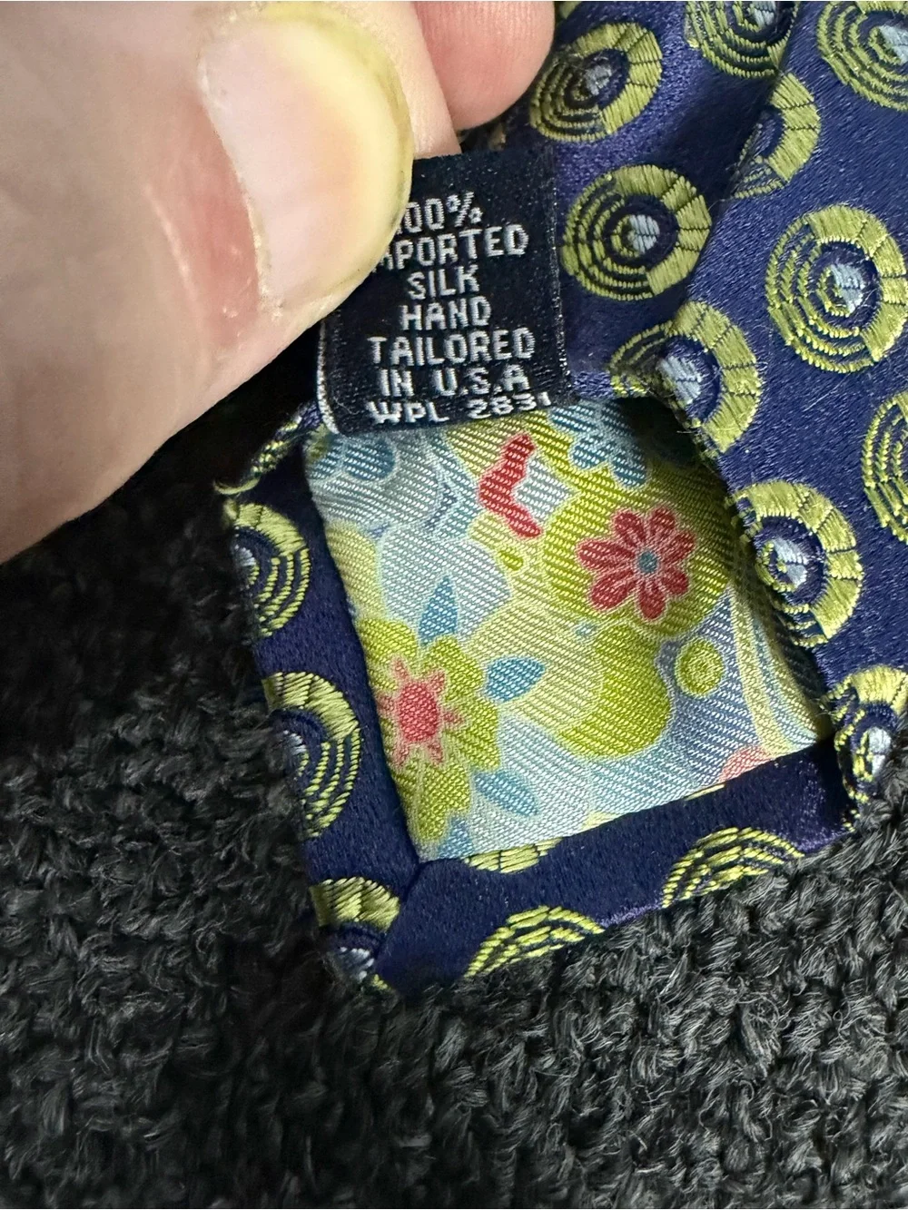 Ted Baker London designer all over graphic floral interior 100% silk nexk tie